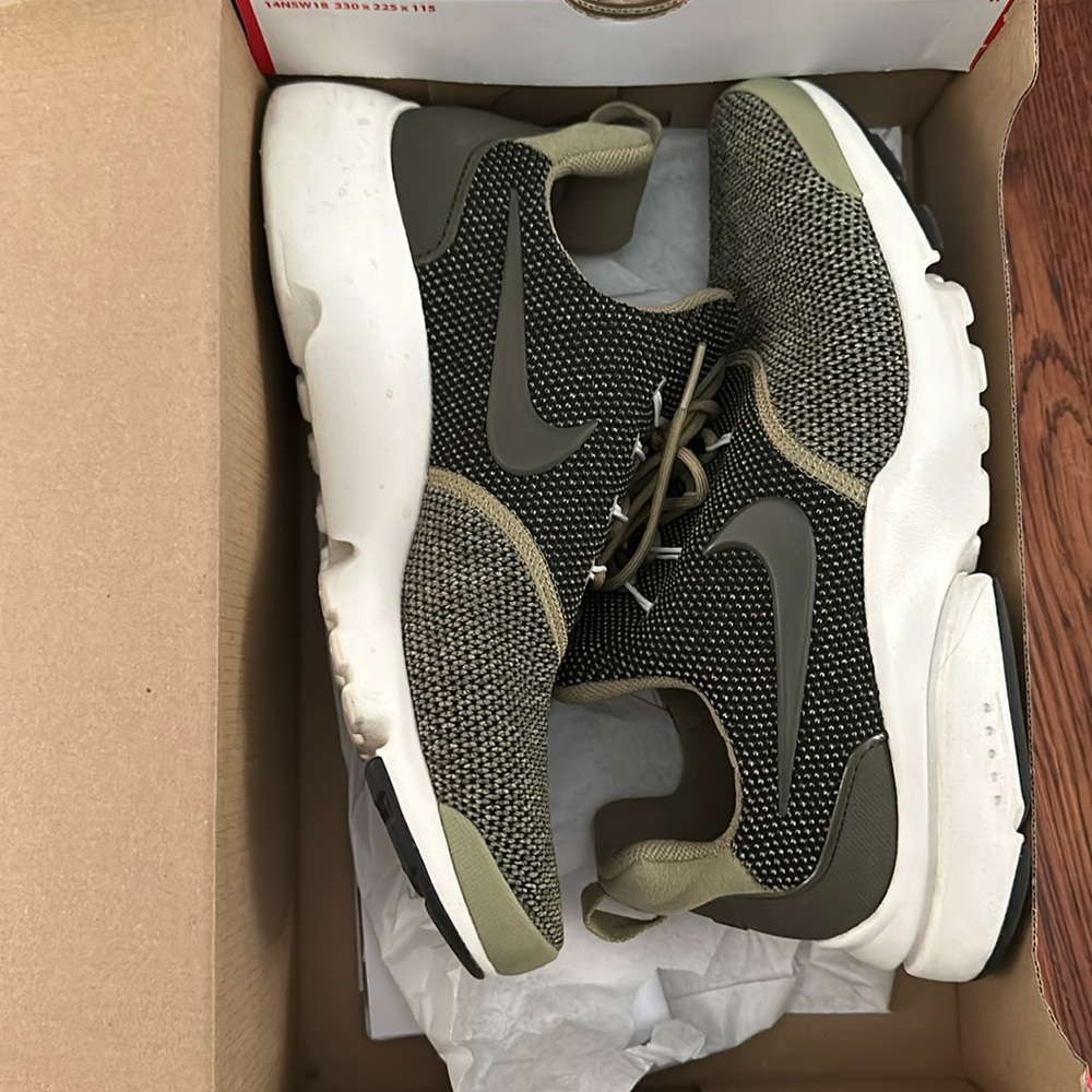 Women’s Nike Presto Fly SE